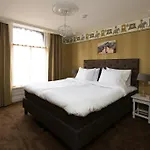 Отель Loetje Gorssel