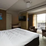 Отель Loetje 4*