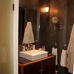 Отель Loetje 4*