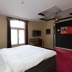 Loetje 4*